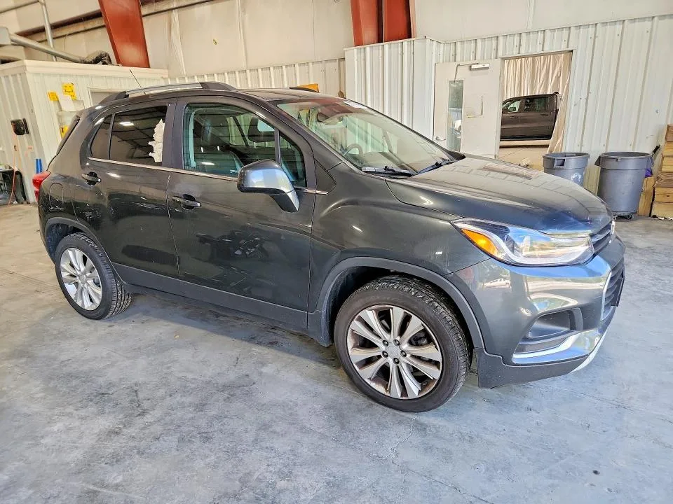 3GNCJRSB2LL111466 — 2020 CHEVROLET TRAX photo 4