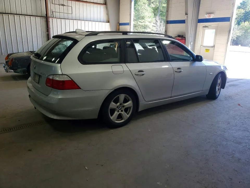 WBAPT73528CX00048 — 2008 BMW 535 photo 3