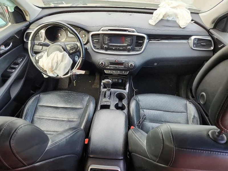 5XYPHDA56GG100522 — 2016 KIA SORENTO photo 8