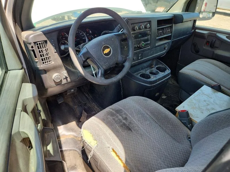 1GCWGFCA7D1162477 — 2013 CHEVROLET EXPRESS G2500 photo 8