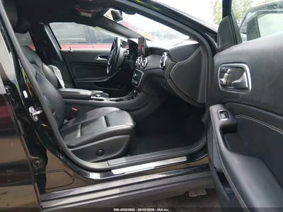 WDCTG4EB3LU027131 — 2020 MERCEDES-BENZ GLA 250 photo 5