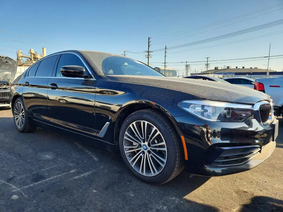 WBAJA9C59KB254131 — 2019 BMW 530E photo 4