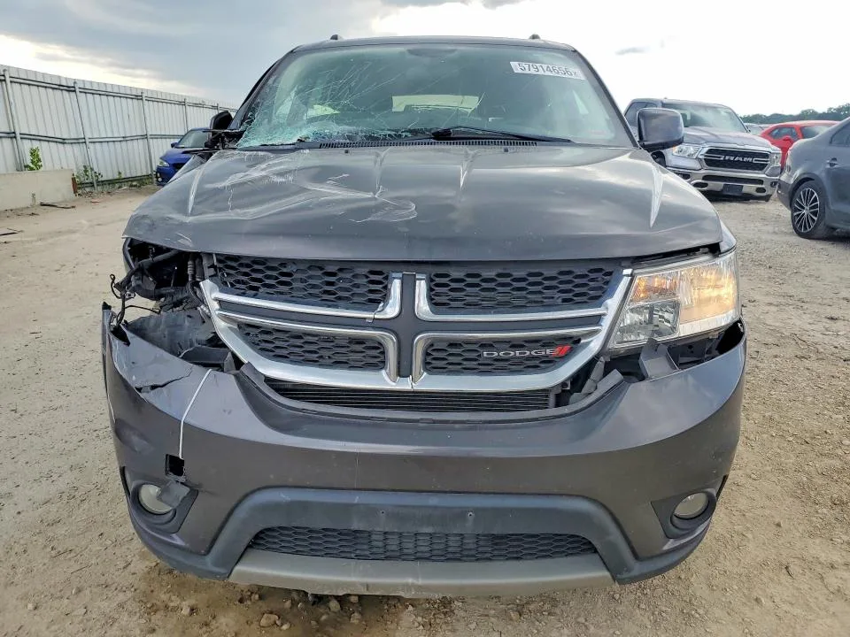3C4PDCBGXJT217882 — 2018 DODGE JOURNEY photo 5