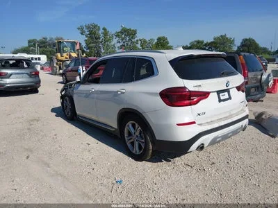 5UXTY5C02M9H55846 — 2021 BMW X3 photo 3