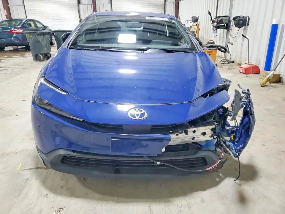 JTDACAAU5T3067764 — 2026 TOYOTA PRIUS photo 5