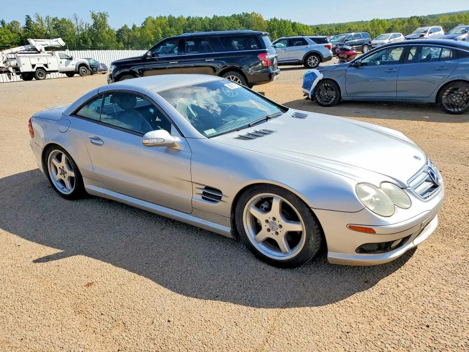 WDBSK75F43F057049 — 2003 MERCEDES-BENZ SL photo 4