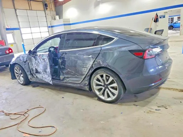 5YJ3E1EB6JF121178 — 2018 TESLA MODEL 3 photo 2
