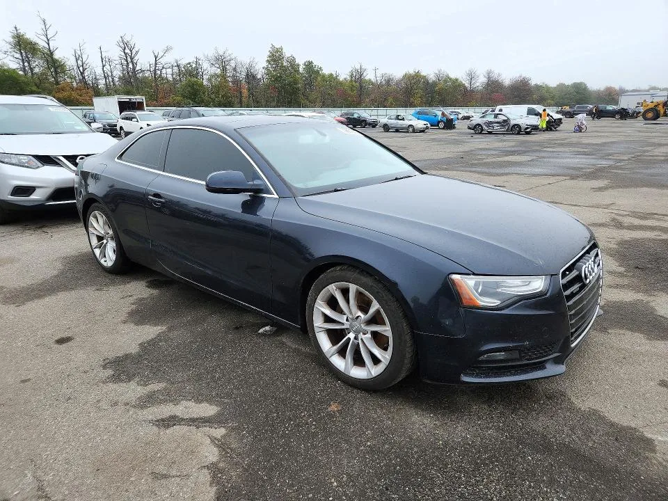 WAUCFAFR5DA029868 — 2013 AUDI A5 photo 4
