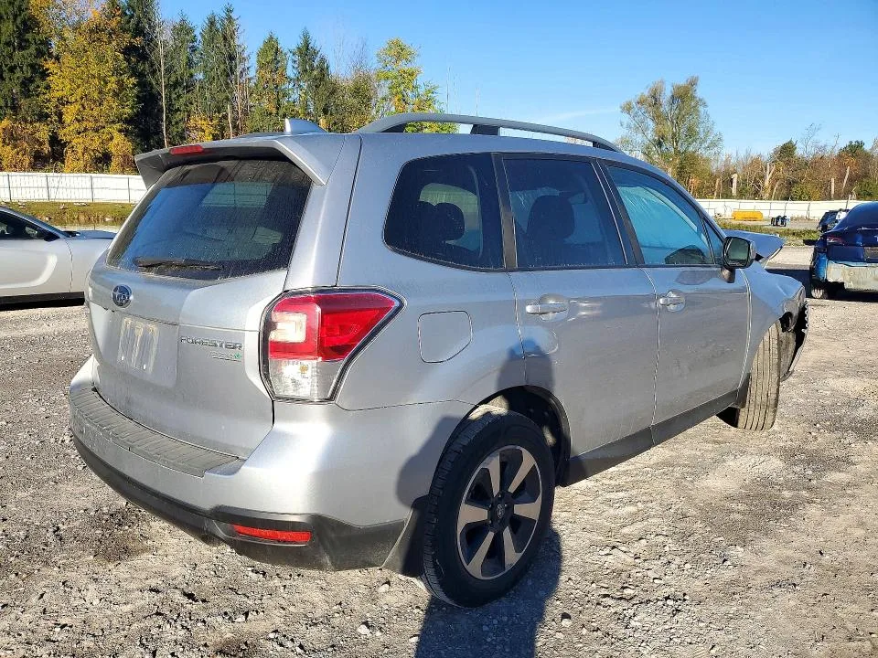 JF2SJAEC4HH455785 — 2017 SUBARU FORESTER photo 3