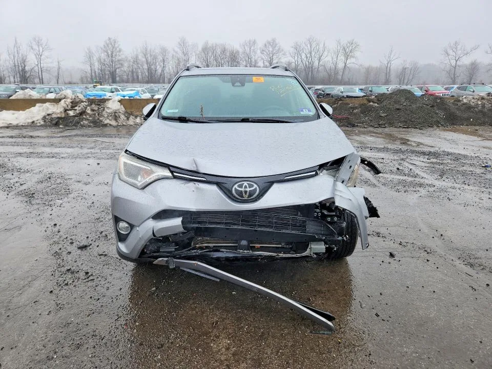 JTMRFREV2JD247917 — 2018 TOYOTA RAV4 photo 5