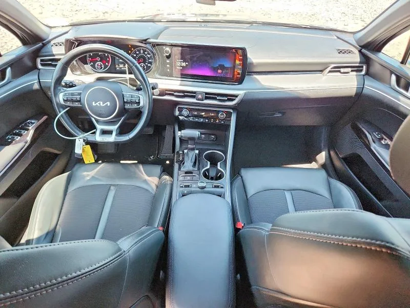 5XXG64J27RG251078 — 2024 KIA K5 photo 8