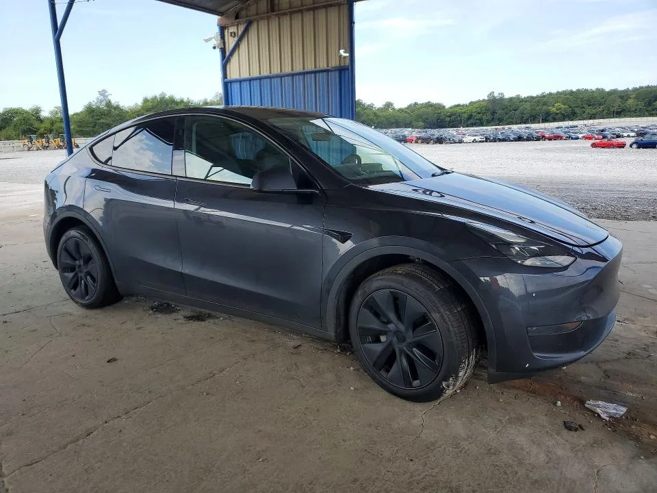 7SAYGDED2RA327662 — 2024 TESLA MODEL Y photo 4