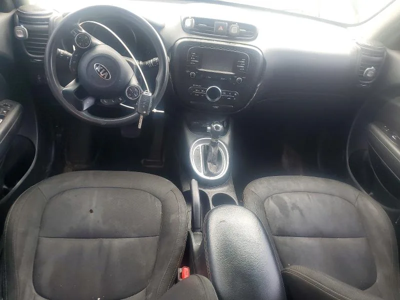 KNDJP3A51H7447676 — 2017 KIA SOUL photo 8