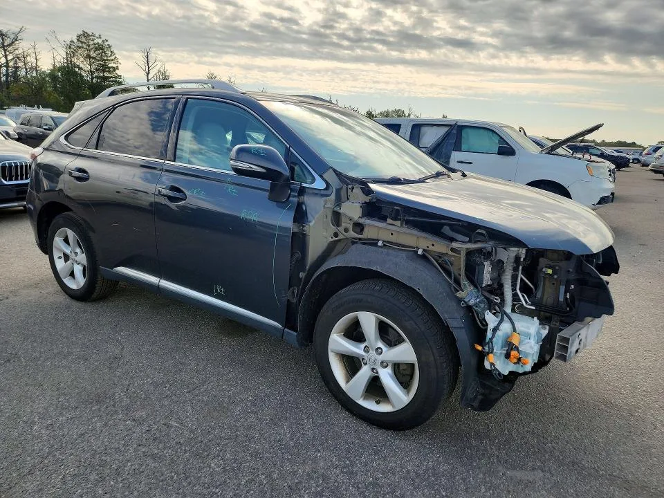 2T2BK1BA8BC114086 — 2011 LEXUS RX photo 4