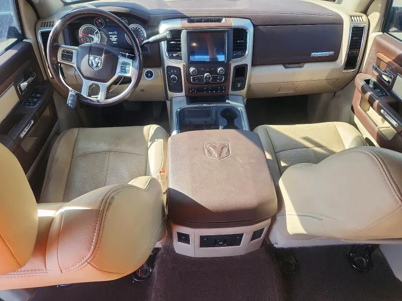 3C6UR5NJ1JG224405 — 2018 RAM 2500 photo 8