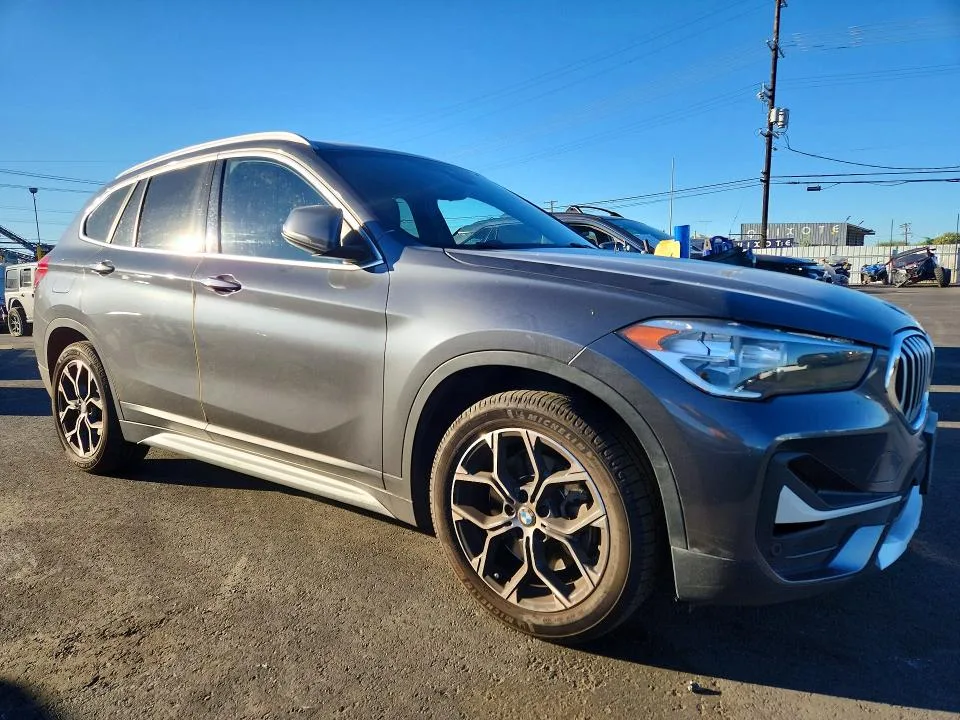 WBXJG7C03L5P41273 — 2020 BMW X1 photo 4