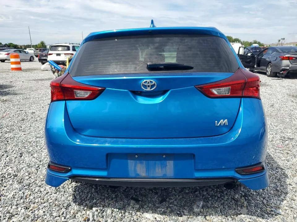 JTNKARJE4JJ569591 — 2018 TOYOTA COROLLA IM photo 6