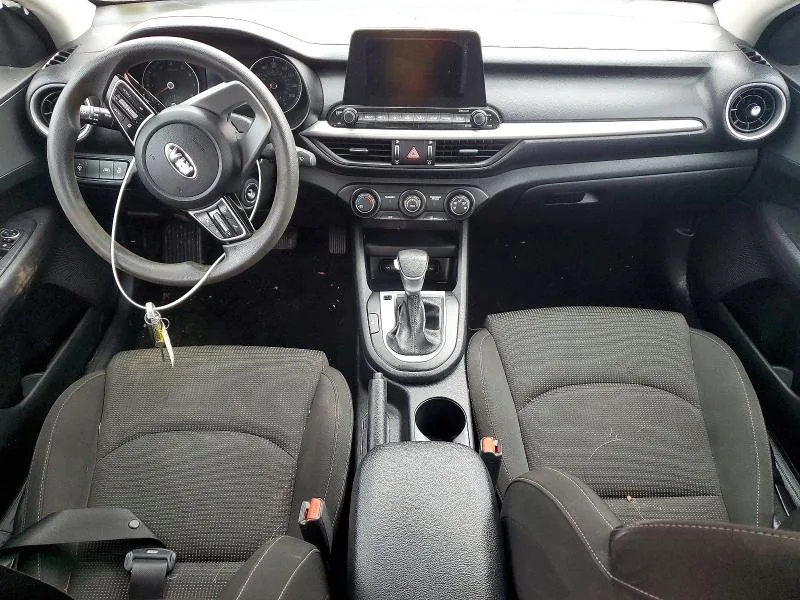 3KPF24AD5ME287586 — 2021 KIA FORTE photo 8
