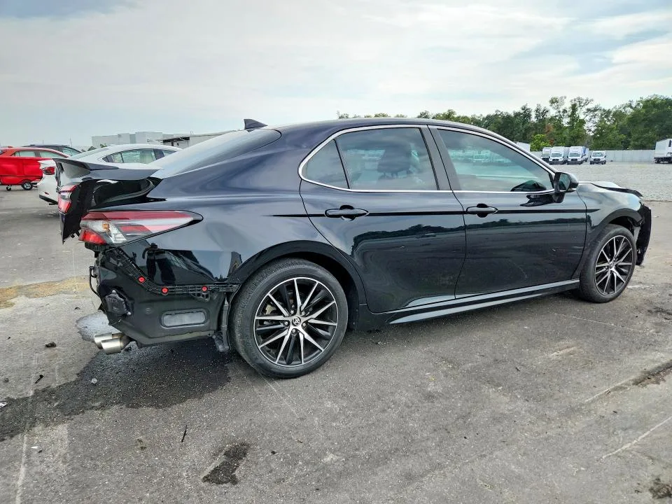 4T1T11AKXRU907131 — 2024 TOYOTA CAMRY photo 3