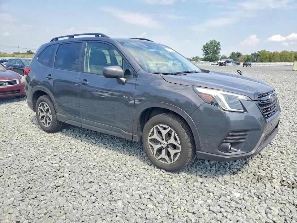 JF2SKADCXRH516797 — 2024 SUBARU FORESTER photo 4
