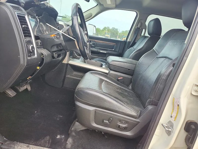 3C63RRJLXJG200517 — 2018 RAM 3500 photo 7