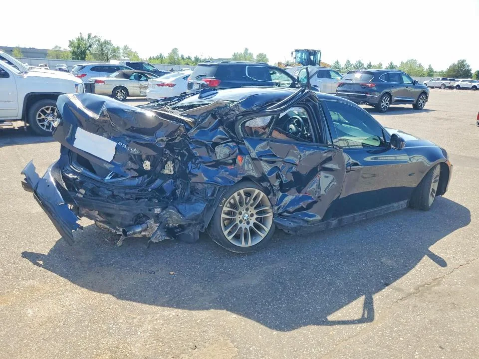 WBAPN7C56AA778974 — 2010 BMW 335 photo 3