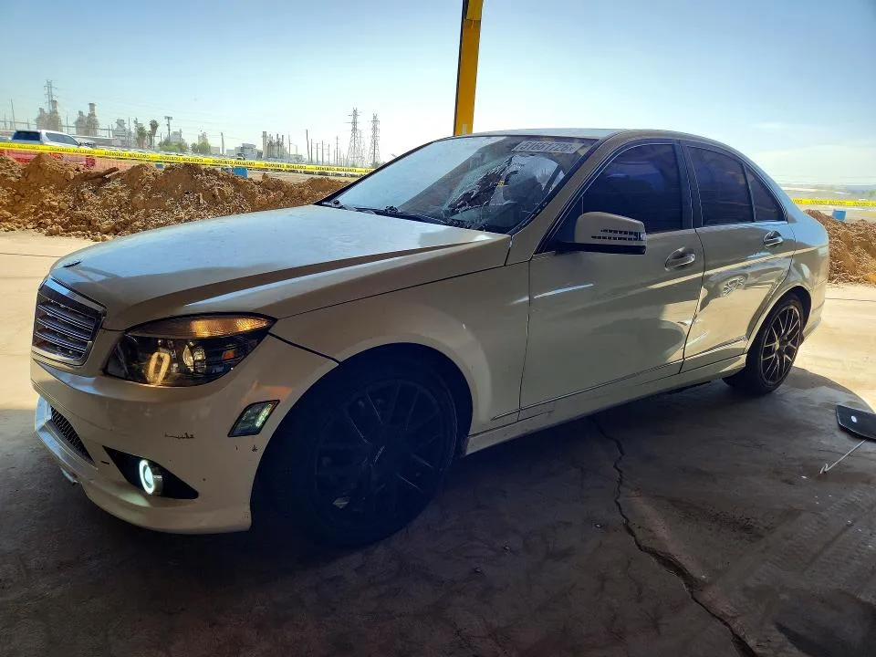 WDDGF5EB7BA518128 — 2011 MERCEDES-BENZ C