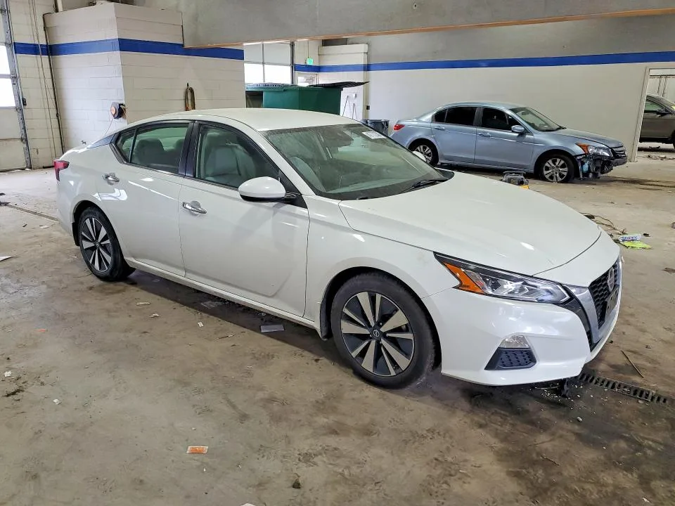 1N4BL4DV3MN415602 — 2021 NISSAN ALTIMA photo 4