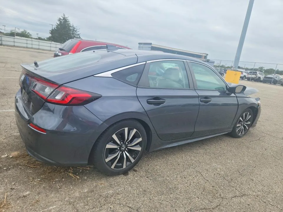 19XFL1H7XPE016488 — 2023 HONDA CIVIC photo 3