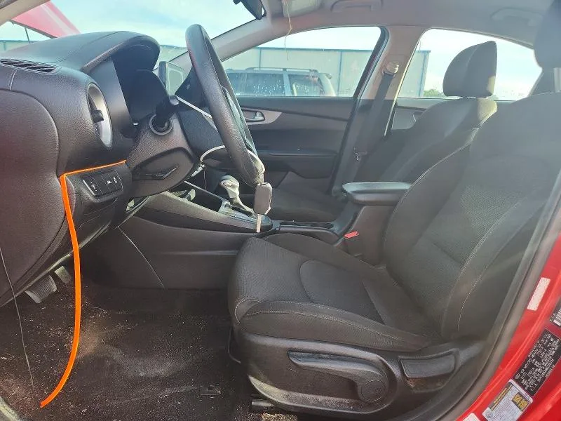 3KPF24ADXME326074 — 2021 KIA FORTE photo 7
