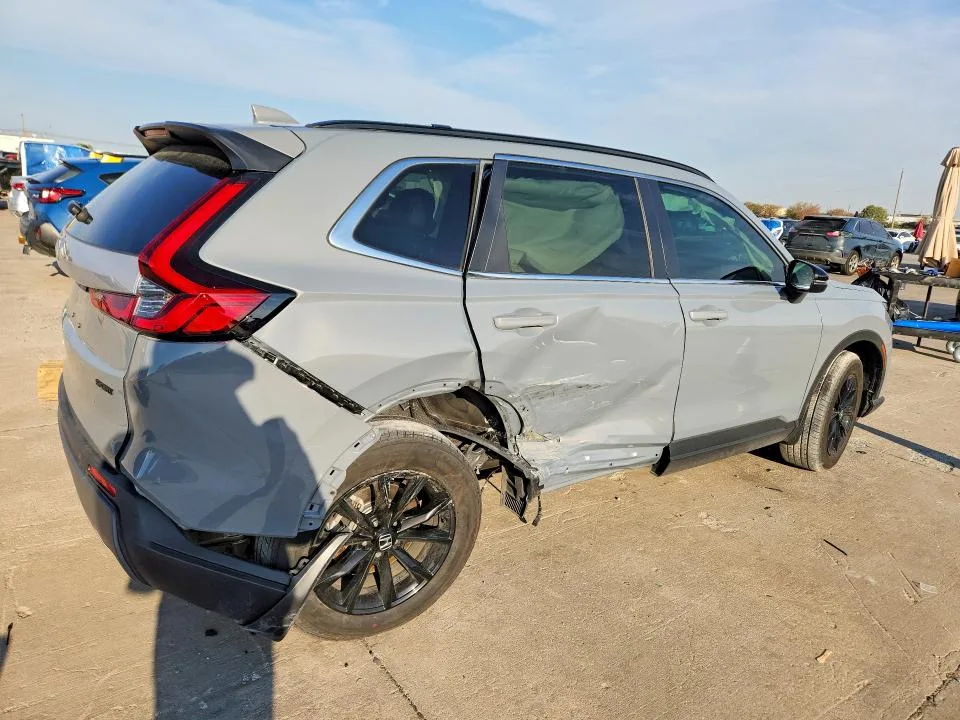 7FARS6H80SE102759 — 2025 HONDA CR-V photo 3