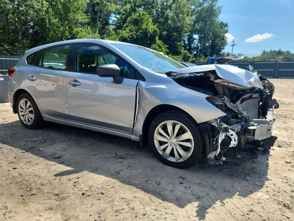 4S3GTAA68K3762752 — 2019 SUBARU IMPREZA photo 4