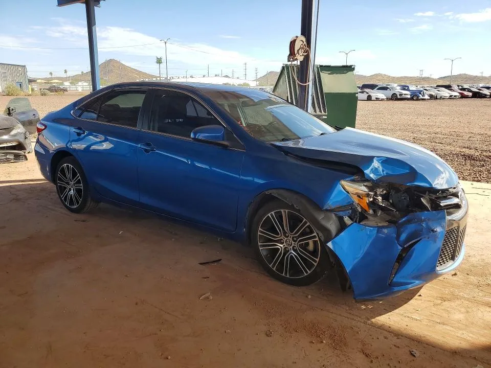 4T1BF1FK6GU554339 — 2016 TOYOTA CAMRY photo 4