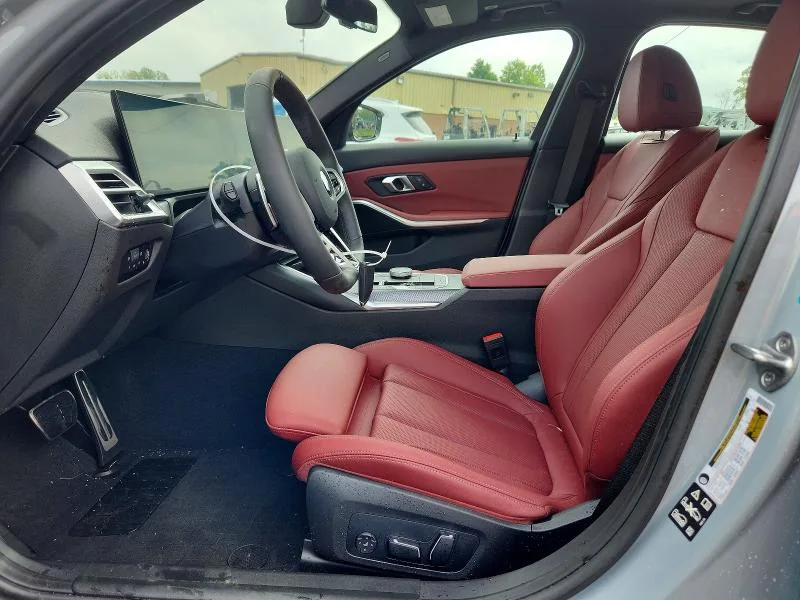 3MW89CW04T8G57019 — 2026 BMW 330XI photo 7