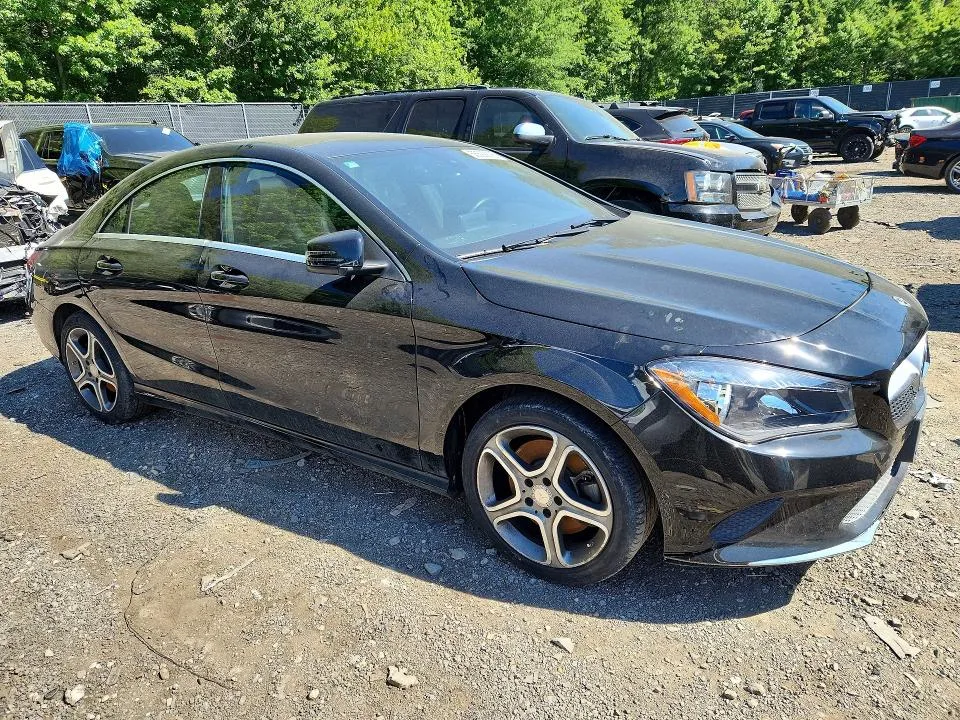 WDDSJ4GB0HN427980 — 2017 MERCEDES-BENZ CLA photo 4