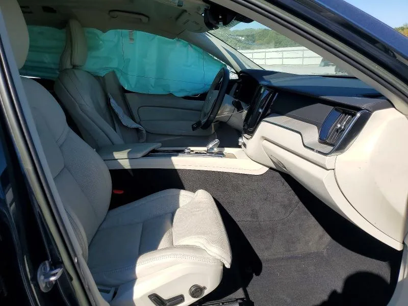 YV4L12DA1P1378936 — 2023 VOLVO XC60 photo 7