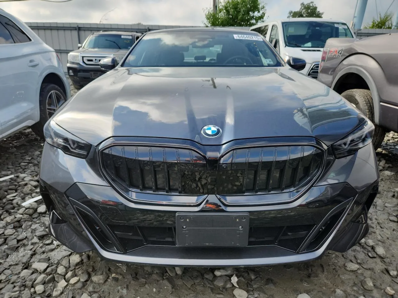 WBA63FJ06RCS89901 — 2024 BMW 540i photo 2