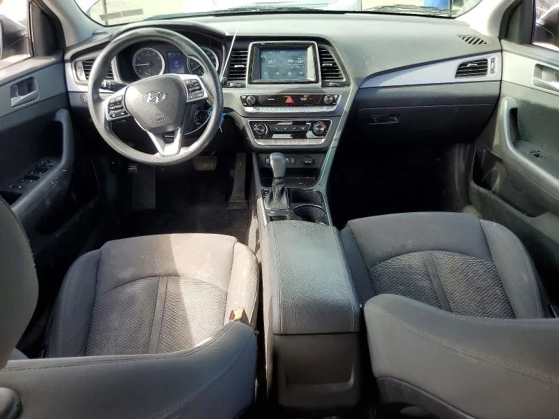5NPE24AF0KH799388 — 2019 HYUNDAI SONATA photo 8