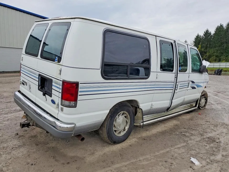 1FDEE1468VHC09342 — 1997 FORD ECONOLINE photo 3