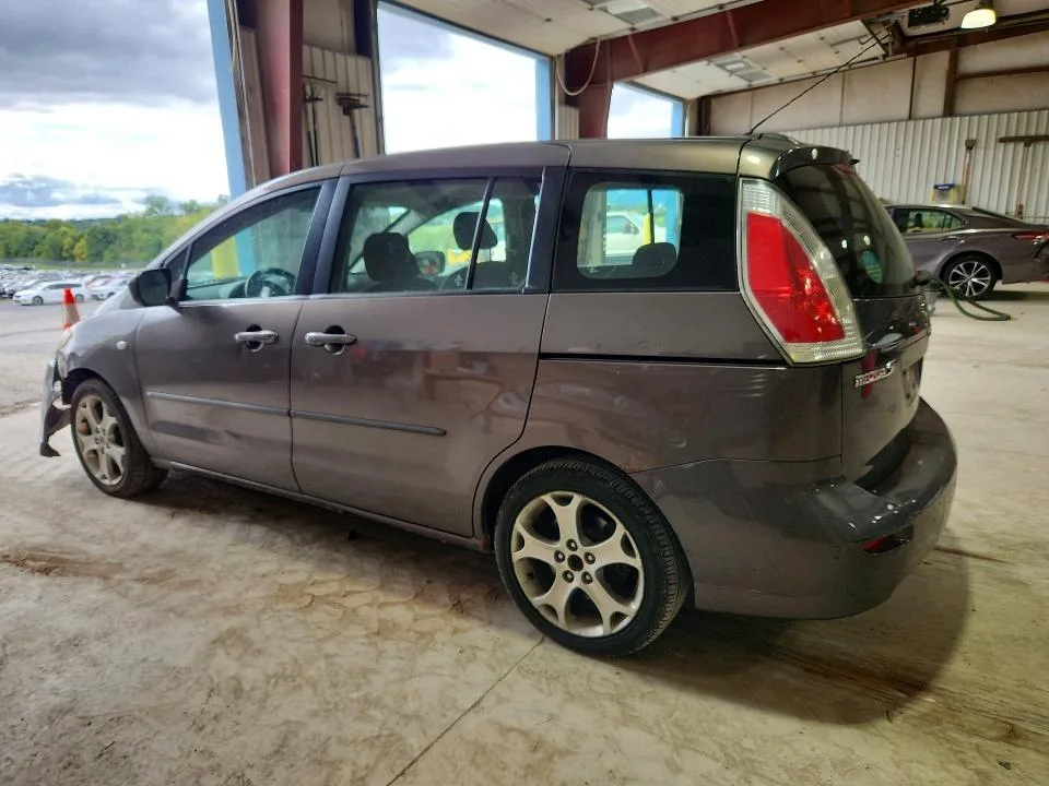 JM1CR293580317327 — 2008 MAZDA 5 photo 2