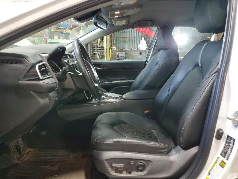4T1B61HK4JU061425 — 2018 TOYOTA CAMRY photo 7
