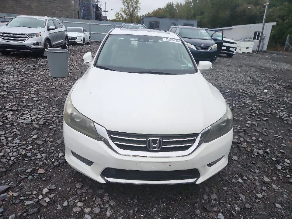 1HGCR2F86FA183498 — 2015 HONDA ACCORD photo 5