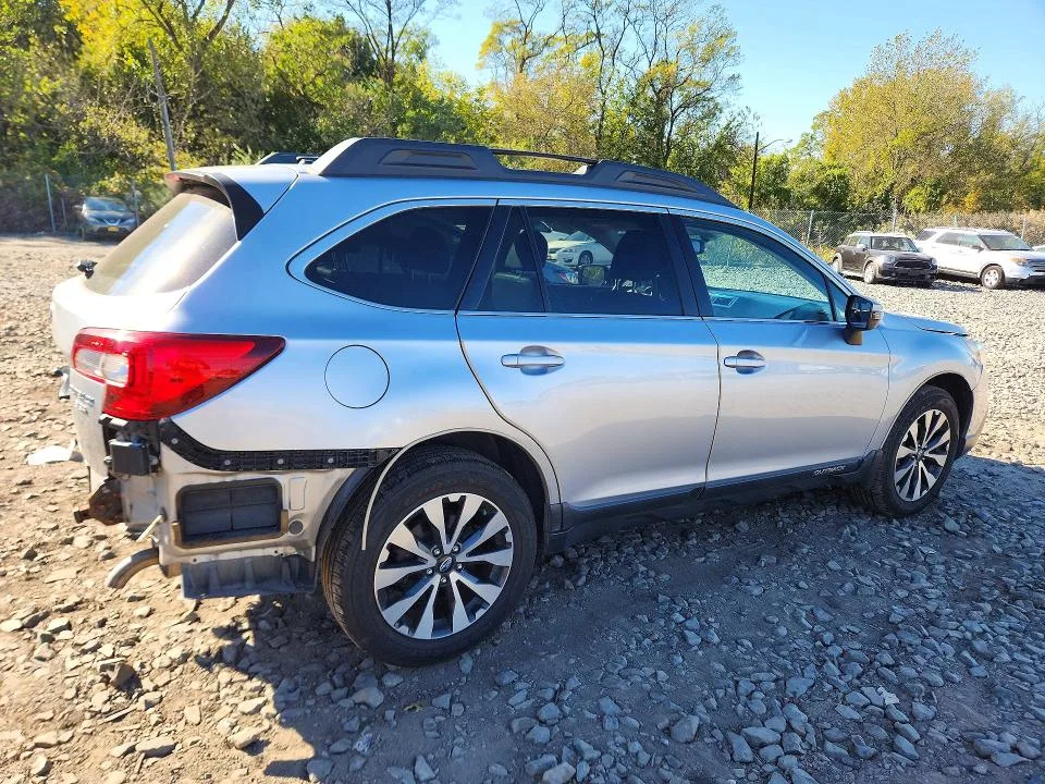 4S4BSENC8F3221657 — 2015 SUBARU OUTBACK photo 3