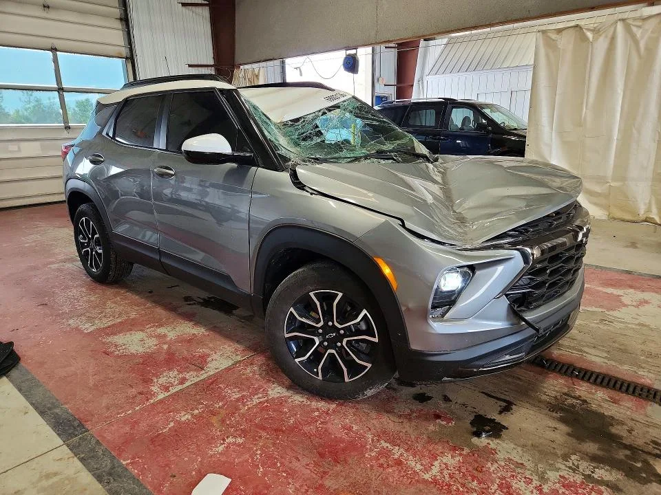 KL79MSSL1RB063363 — 2024 CHEVROLET TRAILBLAZER photo 4