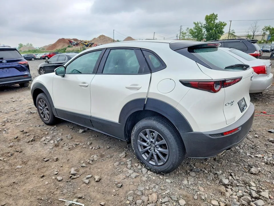 3MVDMBAL2TM143316 — 2026 MAZDA CX-30 photo 2