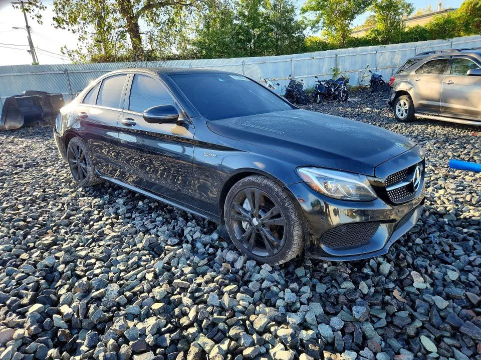 55SWF6EB2JU262402 — 2018 MERCEDES-BENZ C photo 4