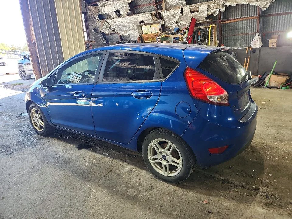 3FADP4EJ2JM101387 — 2018 FORD FIESTA photo 2