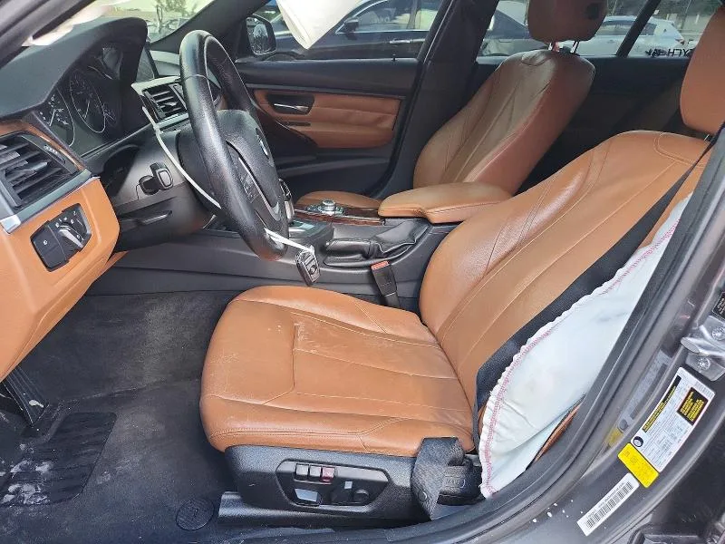 WBA3A9G53DNP37456 — 2013 BMW 335 photo 7