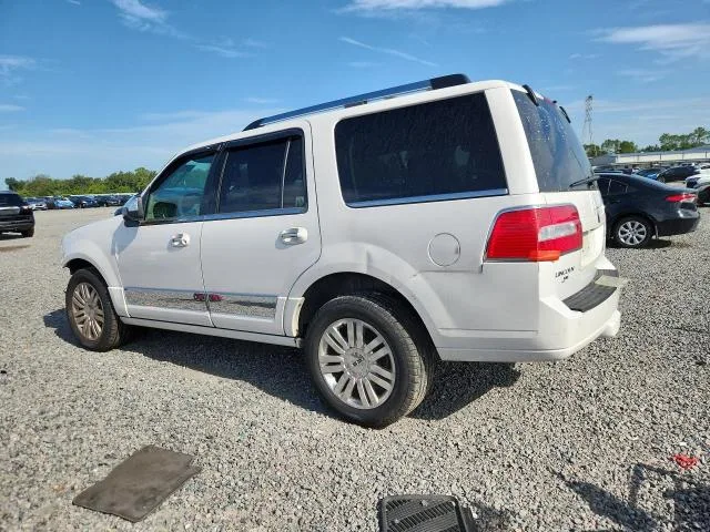 5LMJJ2H59BEJ09147 — 2011 LINCOLN NAVIGATOR photo 2
