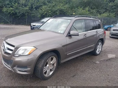 WDCGG8JB4DG081424 — 2013 MERCEDES-BENZ GLK 350 photo 2